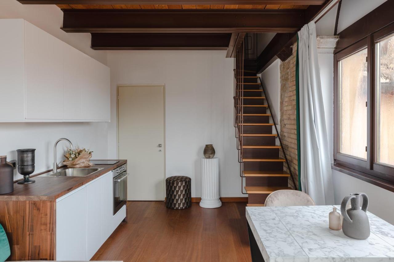 Torre Capranica Aparthotel Róma Kültér fotó